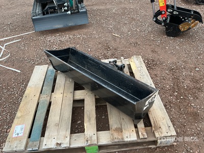 40 in Hydraulic Tilting Excavator Bucket