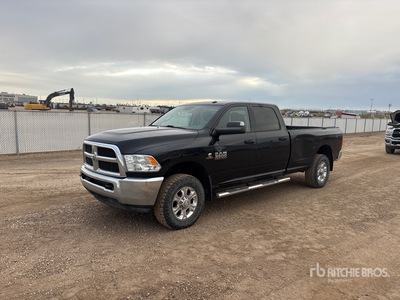 2017 Ram 3500 4x4 Crew Cab Pickup