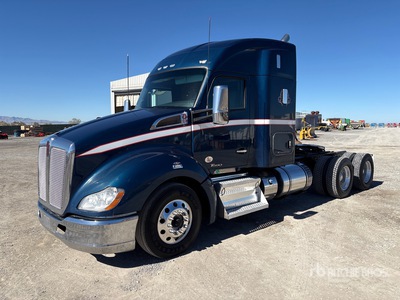 2020 Kenworth T680 6x2 T/A Sleeper Truck Tractor