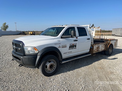 2016 Ram 5500 4x4 Crew Cab Cabina y chasis