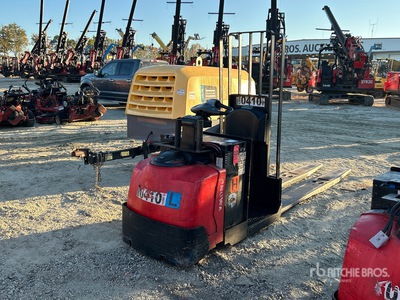 2018 Raymond 8510 8000 lb Electric Rider Pallet Jack