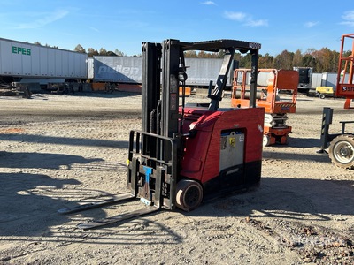 2015 Raymond 425-C40TT 4000 lb Reach Truck