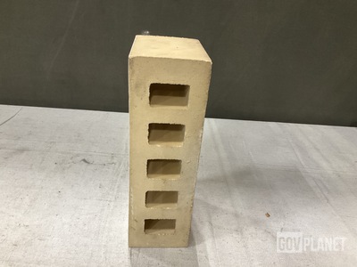 (144) 4" Polar White Stretcher Bond Bricks