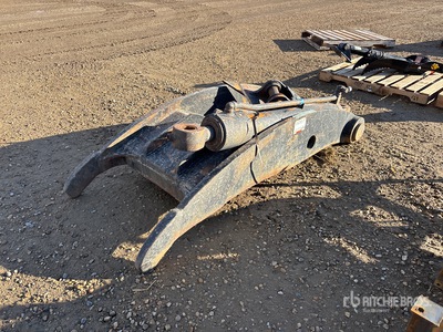 37 in 35 - 60 ton Excavator Thumb