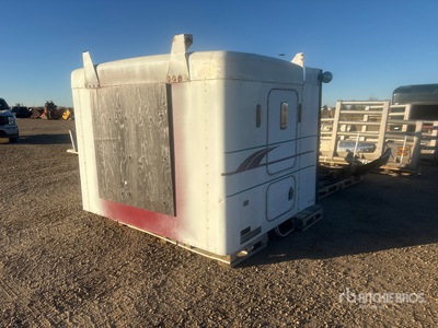 Kenworth 60 in Truck Sleeper - Fits Truck
