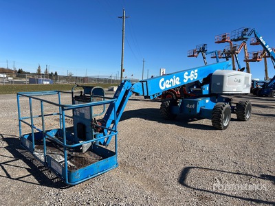 2014 Genie S-65 4WD Dual Fuel Telescopic Boom Lift