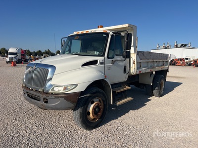 2004 International 4300 4x2 Wywrotka T/A
