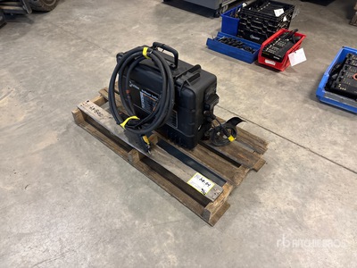 Miller Extreme 12VS Suit case Suitcase Welder Soudeuse