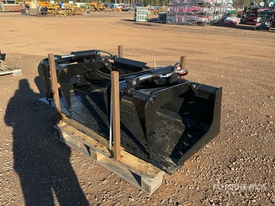 2026 GIYI GY-PG72 72 in Skid Steer Grapple (Unused)