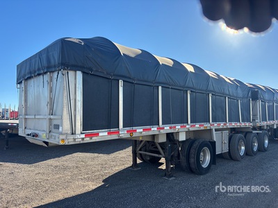 2013 Reitnouer 28 ft Quad/A B-Train Lead Flatbed Trailer