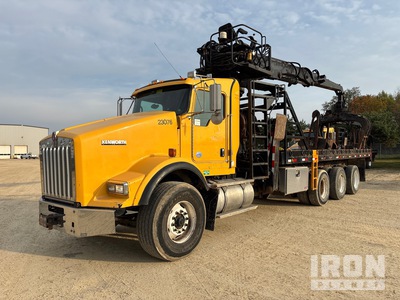 Builtrite 2200 21658 lb Knuckle Boom on 2010 Kenworth T-800 8x6 Boom Truck