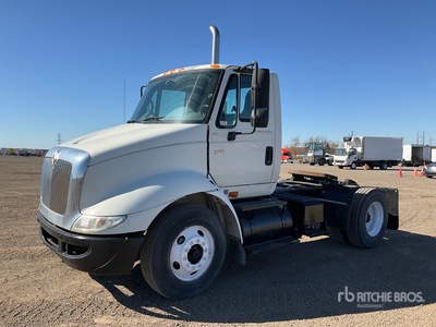 2005 International 8600 4x2 S/A Day Cab Truck Tractor