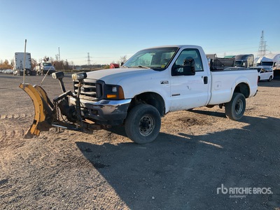 2004 Ford F-250 XL 4x4 Pickup