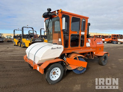 Broce RJT-350 Self-Propelled Brooms