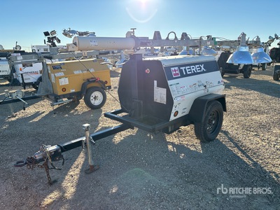 2013 Terex AL4 8 kW Tour d'éclairage