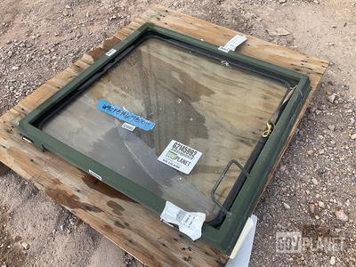 JLG 8866253 Vehicular Door