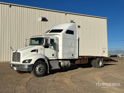 2010 Kenworth T370 4x2 Sleeper Flatbed Truck