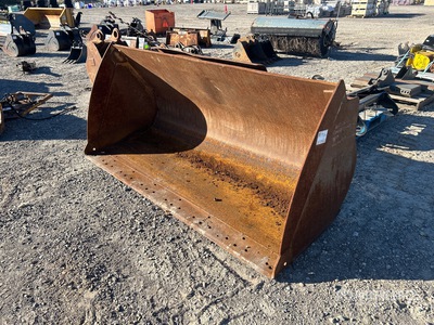 Cat 93 in Wheel Loader Bucket