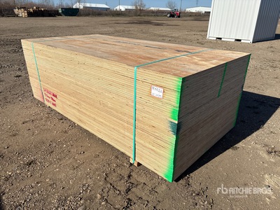 Quantity of (50) 4 ft x 8 ft (15.5 mm Thick) 5/8 in x 4 ft x 8 ft CSP/DFP No Stamp 合板 (Unused)