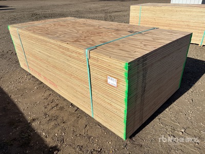 Quantity of (40) 4 ft x 8 ft (18.5 mm Thick) 4 ft x 8 ft CSP/DFP No Stamp 合板 (Unused)
