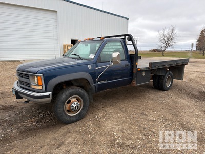 2000 Chevrolet 3500 4x4 Flatbed Truck