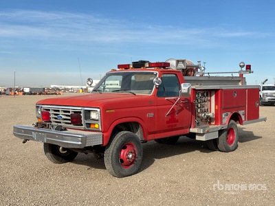 1986 Ford F-350 4x4 Camion à incendie