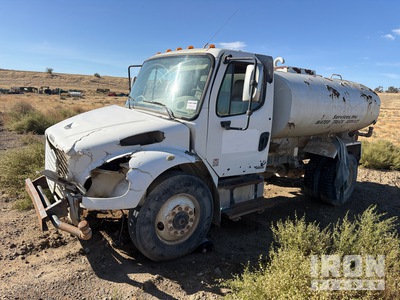 2006 Freightliner M2 106 4x2 Ciężarówka na wodę