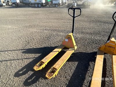 4400 lb Pallet Jack