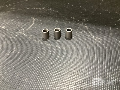 (3) Eaton 72930 Sleeve Bearings