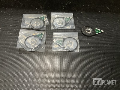 (17) Dynalec 4L207B Dial Pointers
