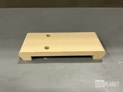 (16) Oshkosh Defense 4027658 Mounting Brackets