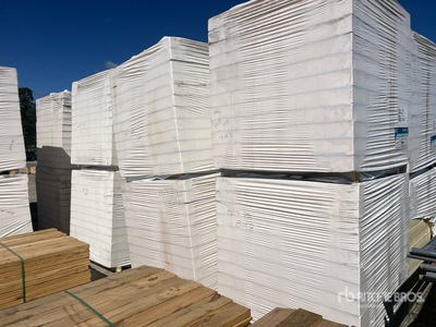 Quantity of (8) 48in x 48 in Polyiso Insulation