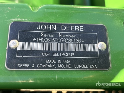 2016 John Deere 615P 15 ft Encabezado de recogida combinada