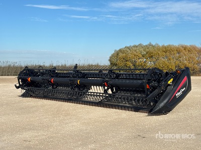 2014 MacDon D54 25 ft Draper Windrower Header