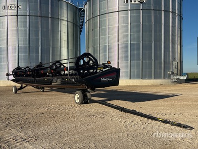 2013 MacDon D65 40 ft Draper Combine Header