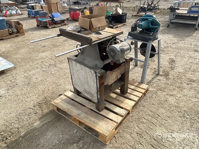 Makita Miter Saw Doorslijpzaag