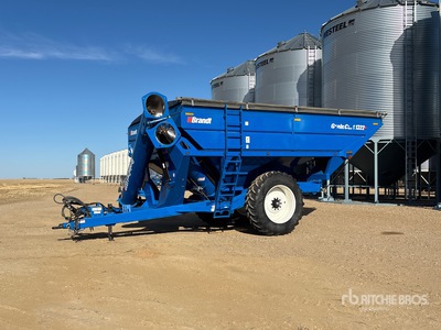 2015 Brandt 1322XR 1300 bu S/A Grain Cart