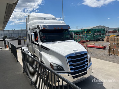 2022 Freightliner Cascadia 126 6x4 Sleeper Truck Tractor