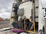 4 Underbody - Truck with 
