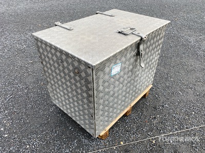Aluminium Boxes with Steel Cables & Shackles