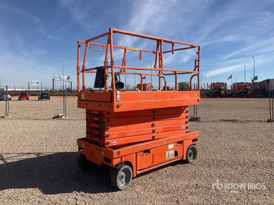 2011 Haulotte Compact 14 Electric Electric Scissor Lift (Inoperable)