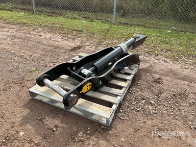 Trojan 58 in Hydraulic Excavator Thumb - Fits Cat 311/312/313/314 Kobelco 140, Deere/Hitachi ZX120/135, Case 130/135, Doosan DX140 (Unused)