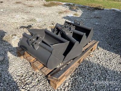 Quantity of (5) Excavator Bucket (Unused)