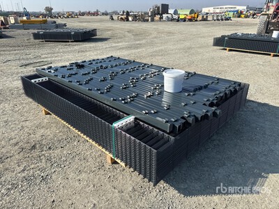 Qty of 75 Meter Fence (1,83m x 2,50m) (Unused)
