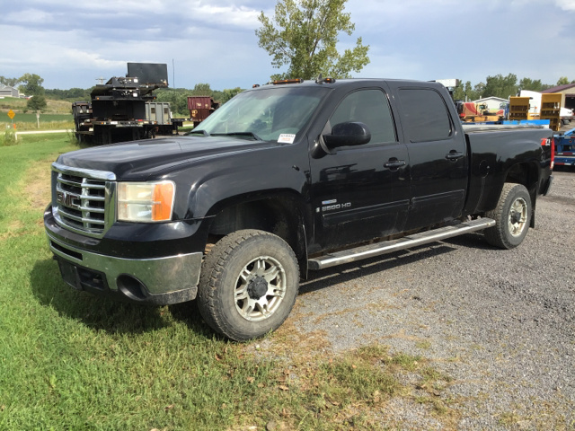2008 (unverified) GMC Sierra K2500HD SLT 4x4 Crew Cab Pickup