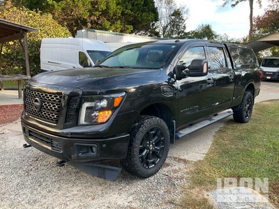 2018 Nissan Titan XD 4x4 Crew Cab Pickup