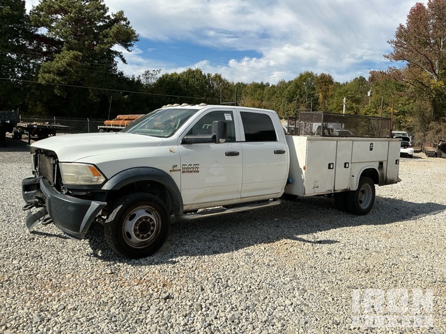 2017 Ram 5500 4x2 Crew Cab Utility Truck