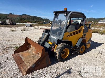 2016 Volvo MC115C T4 Skid Steer Loader