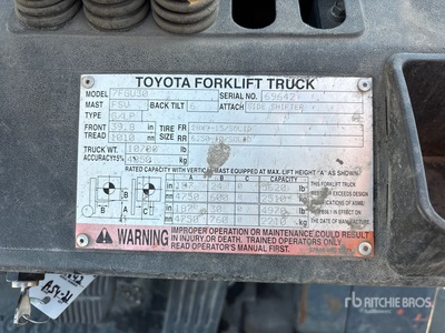 Toyota 8FGU30 5620 lb Pneumatic Tire Carrelli Elevatori