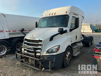2022 Freightliner Cascadia 116 6x4 T/A Sleeper Truck Tractor